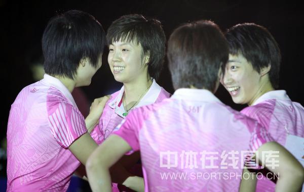 ͼ��-ƹ��Ů�ž�������2-0ɽ����ڴ�ﶼ�ܸ���