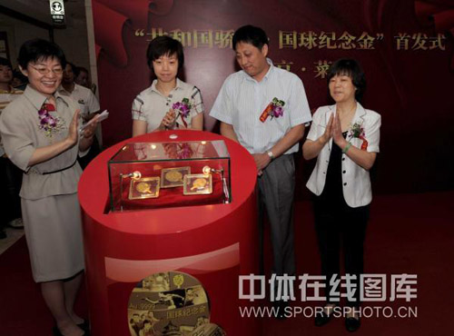 ͼ�ģ�ƹЭ���д�������� ��ҹ�����ף