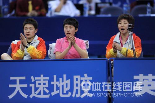 ͼ�ģ�ȫ�˻�ƹ����Ů�ű��� ��Ծ��������