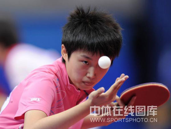 ͼ��-ȫ�˻�ƹ��Ů��1/4����������Ծ�ᶨ����