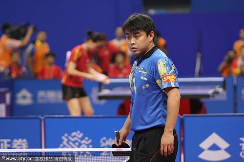 ͼ�ģ�������½���ڳ����� ��Ͼ���Ů��