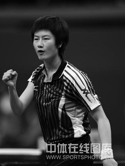 ͼ�ģ�ȫ��ƹ����Ů�Ű���� ������ȭ��ף