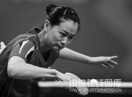 ͼ�ģ�ȫ��ƹ����Ů�Ű���� ��½�����ӭ��