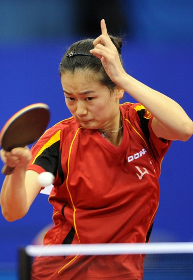 ͼ��-ȫ�˻�ƹ����Ů�ű�����������½���ľ��֧