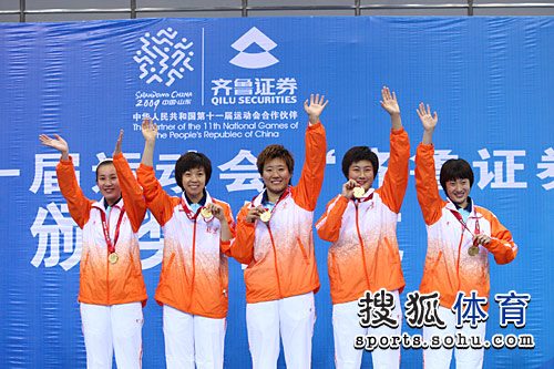 ͼ�ģ�ȫ�˻ᱱ��Ů�������� վ���콱̨