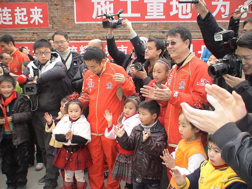 ͼ�ģ�ƹ��������Сѧ������ ׼����Ӱ