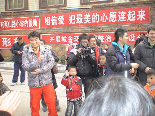 ͼ�ģ�ƹ��������Сѧ������ ���Ц��˭