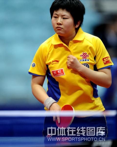 ͼ��-Ůƹ��ƹ��ѡ����������ս����ά��ȭ�ľ�