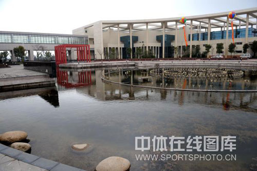 ͼ�ģ��й�ƹ����ͨ��ѵ������ Ժ�е�ˮ��