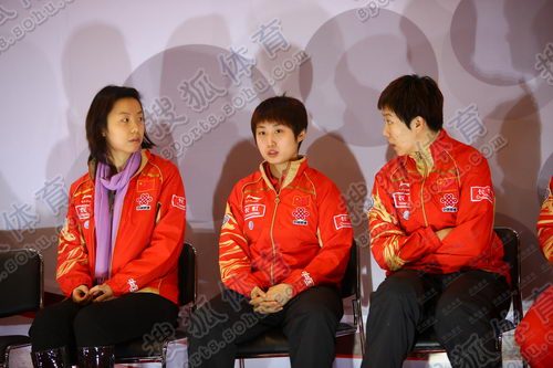 ͼ�ģ���������ϯ������̸���� ����ϼ���佻̸