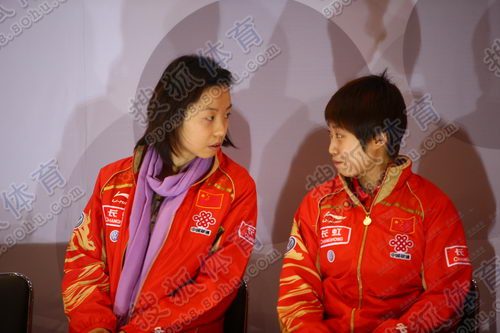 ͼ�ģ���������ϯ������̸���� ��Ծ���΢Ц