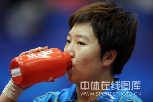 ͼ�ģ�ֱͨ��Ů�ӵڶ������� ����ϼ�����ˮ