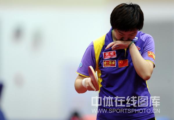 ͼ�ģ�ѡ��������ϼ3-2������ ����ϼ��ͷ˼��