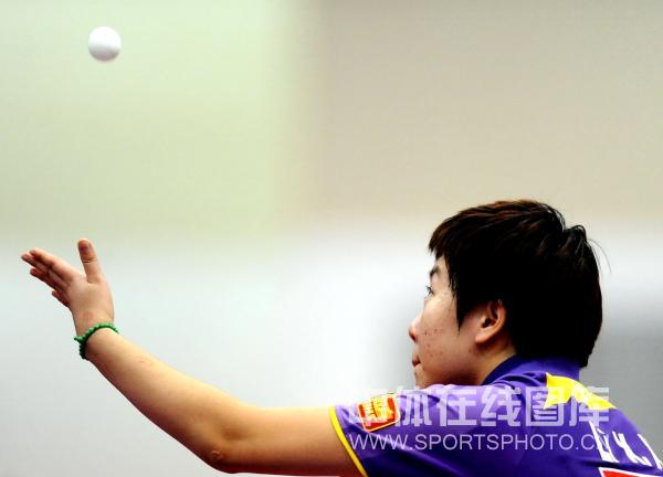 ͼ�ģ�ѡ��������ϼ3-2������ ����ϼ��׼С��