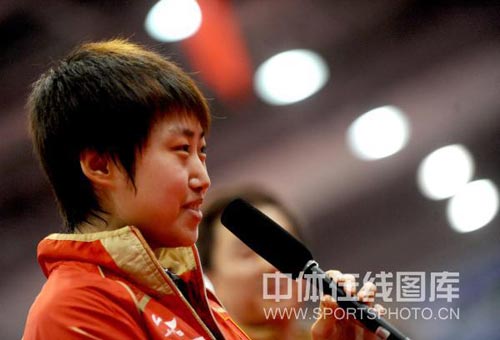 ͼ�ģ���Ծ���ֱͨĪ˹������ ��ԾЦ�ÿ���