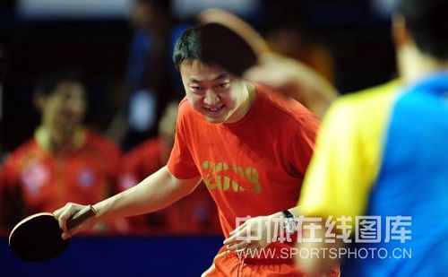 ͼ�ģ�ֱͨ�����3-1ʤ��˧ ����Ц������