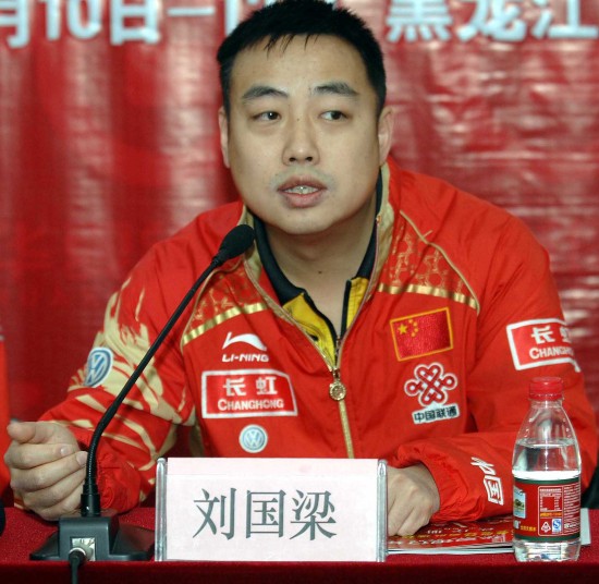 ͼ��-�й���ƹ�߽�У԰��������̸ֱͨĪ˹��