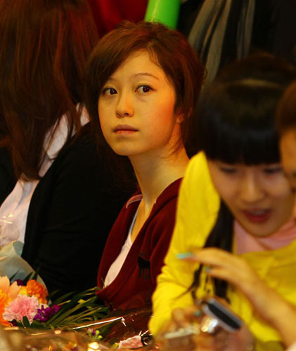 ͼ��-�й���ƹֱͨĪ˹�Ʒ�����Ů�����񾲹���