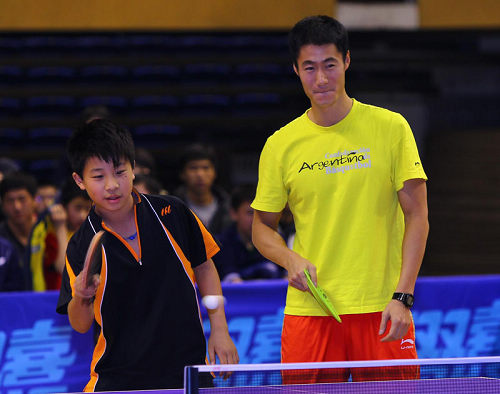 ͼ�ģ��й��ж��߽�У԰ ��������С���Դ