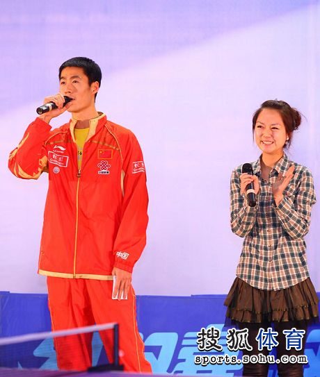 ͼ�ģ�ƹ���ж����ѧ������ �����ڸ������