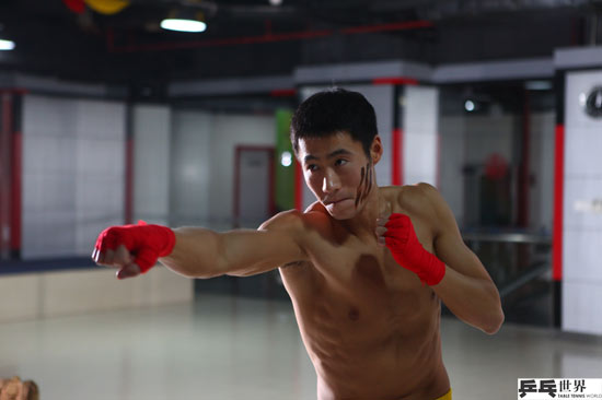 ͼ��-����������д�����ع������ڰ���ȭ����