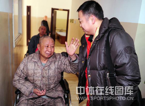 ͼ�ģ��й���ƹ̽�þ���Ժ �ϴ�ү�ƺ��ܸж�