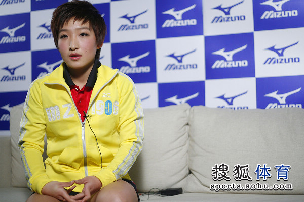 ͼ�ģ���ƹ��Ա���ܲɷ� ױ�����е�Ũ