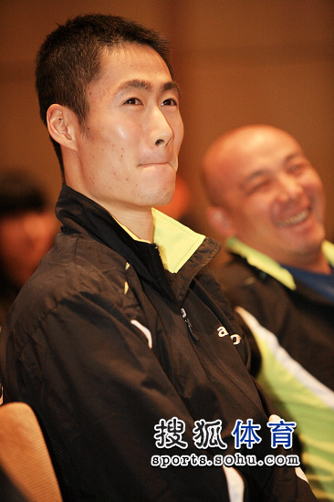 ͼ�ģ������ڳ�ϯ���ǶԿ��� �������̿�����