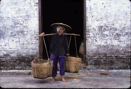 �����ϴ�ļ���