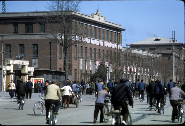 �����ϴ�ļ���