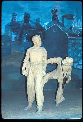 �����ϴ�ļ���