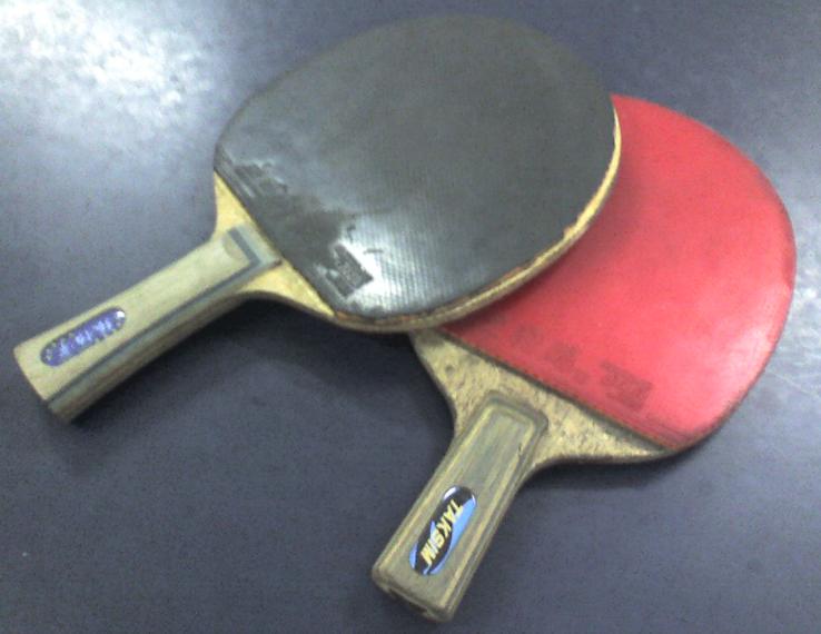 ����԰��32ҳ�������������ˮ�����Ȥ��С���ߣ�����Ƭ�����£���ˮ�಻ͣ������