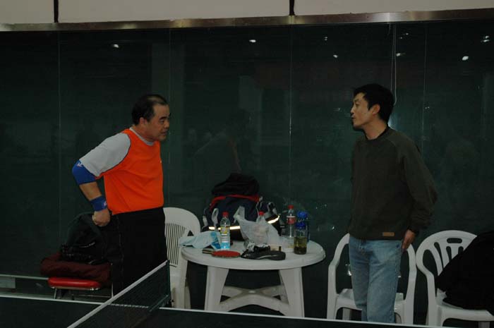 [��ͼ]12��4��11.13�����գ���Ӣ�������ֲ�����ά����������ʵ����Ƭ��