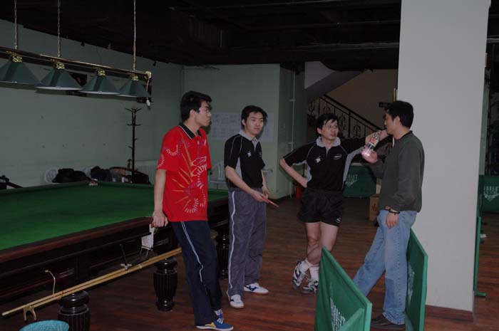 [��ͼ]12��4��11.13�����գ���Ӣ�������ֲ�����ά����������ʵ����Ƭ��