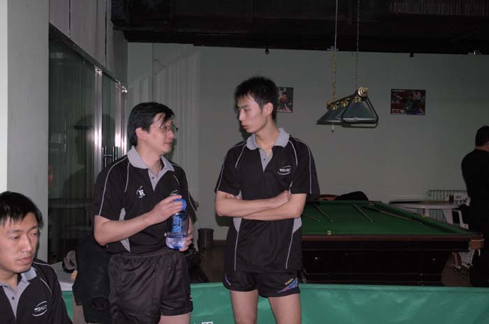 [��ͼ]12��4��11.13�����գ���Ӣ�������ֲ�����ά����������ʵ����Ƭ��