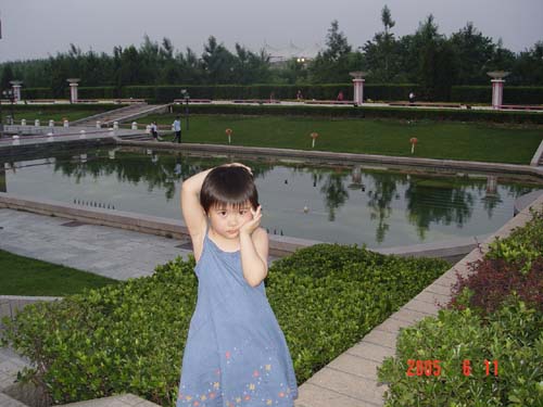 ����ܵ�Ů��������С����