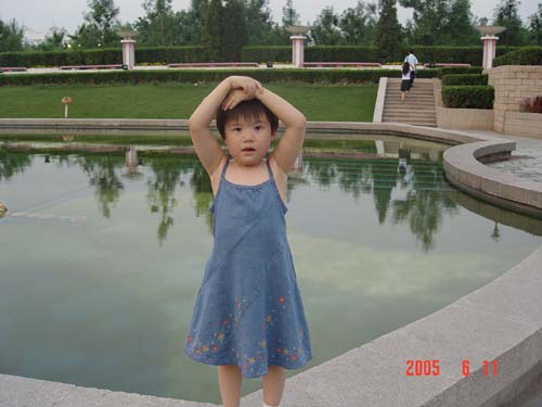 ����ܵ�Ů��������С����