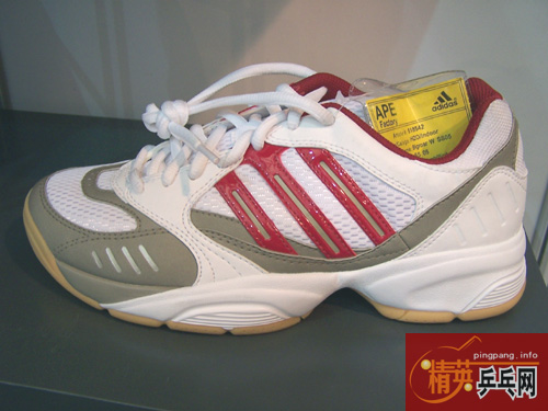 ��Ӣ�μ�2005�Ϻ��岩��ƹ��Ƶ��