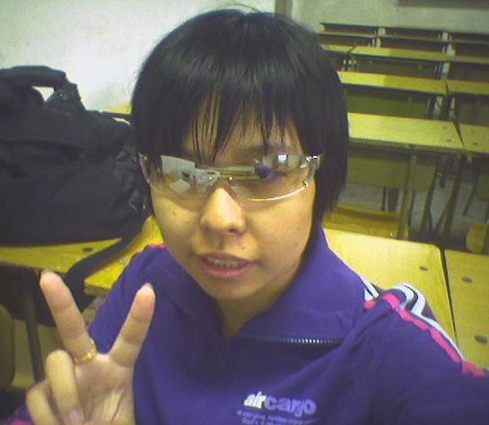 [������ͼ]С���ε���Ƭ�ǣ������к��ڼӹ��ģ���7��24�ո��£���