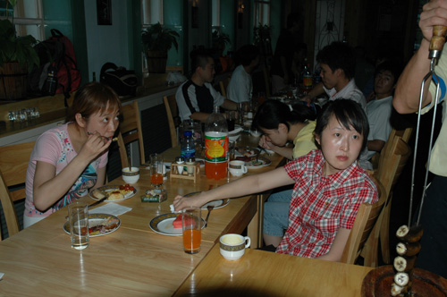 [��ͼ]8.7(���գ���Ӣ�������Ѿ��ֲ����ʵ��֮�����������߲���