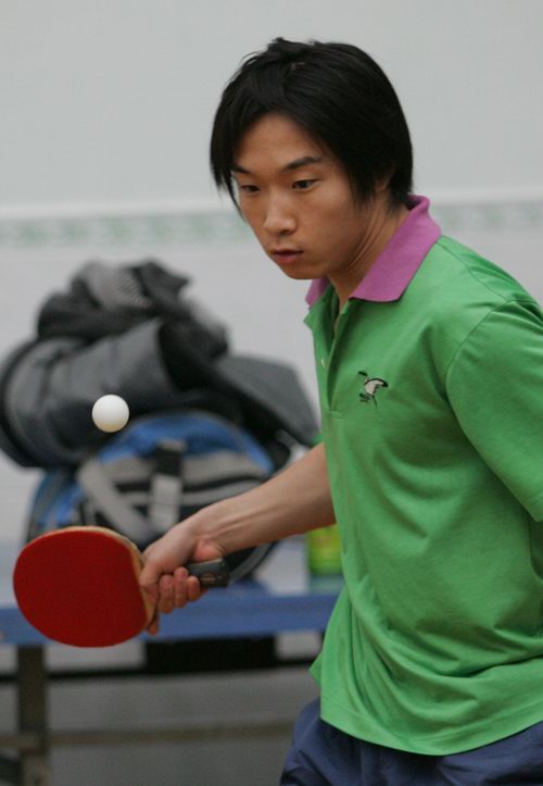 ����԰��32ҳ�������������ˮ�����Ȥ��С���ߣ�����Ƭ�����£���ˮ�಻ͣ������