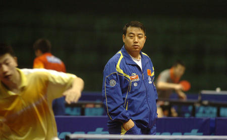 ת��������ƹ�Ҷ�Ա�ճ��ͼƬ