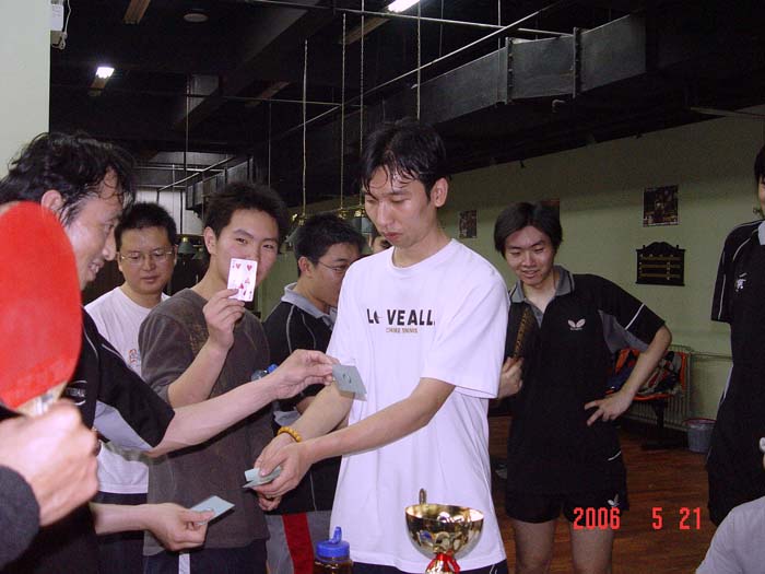 [��ͼ]5��21�գ����գ���Ӣ�������ֲ�����ά����������ʵ