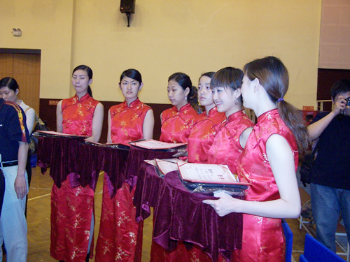 ��Դƽ���������еڶ����أ��У����ֳ�ƹ����������Բ������