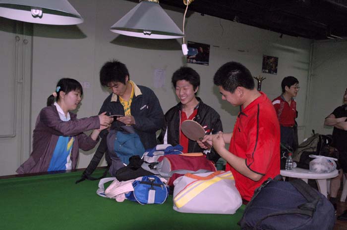 [����]2006�ꡰ�귢������Ӣ����ƹ�������Բ������