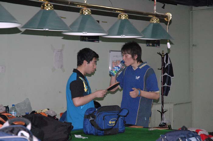 [��ͼ]6��18�գ����գ���Ӣ�������ֲ�����ά�����ܾ�����ʵ