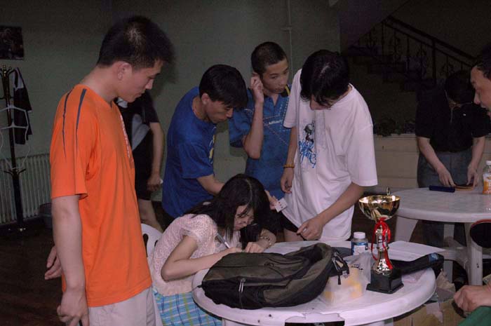 [��ͼ]6��18�գ����գ���Ӣ�������ֲ�����ά�����ܾ�����ʵ