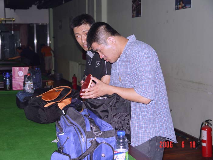 [��ͼ]6��18�գ����գ���Ӣ�������ֲ�����ά�����ܾ�����ʵ