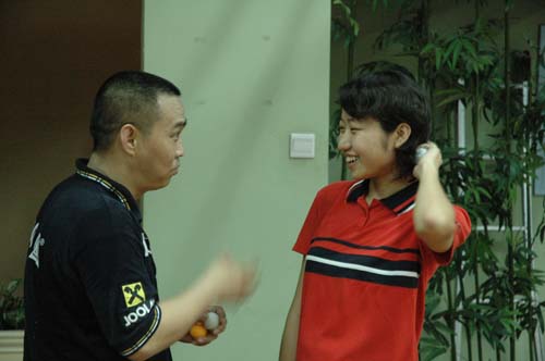 [��ͼ]6��18�գ����գ���Ӣ�������ֲ�����ά�����ܾ�����ʵ