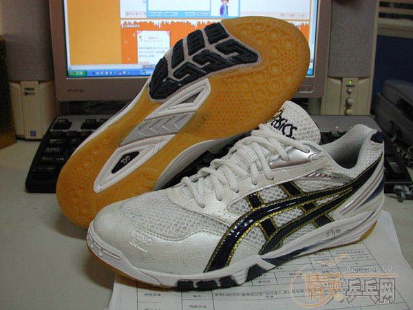 ASICS�߶�����Ь 41.5��һ˫�������ת�����ʵ��ֵܣ�(Ҳ���Խ���ƹ������)